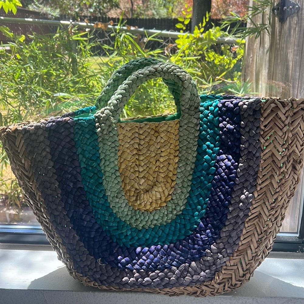 rainbow straw beach bag